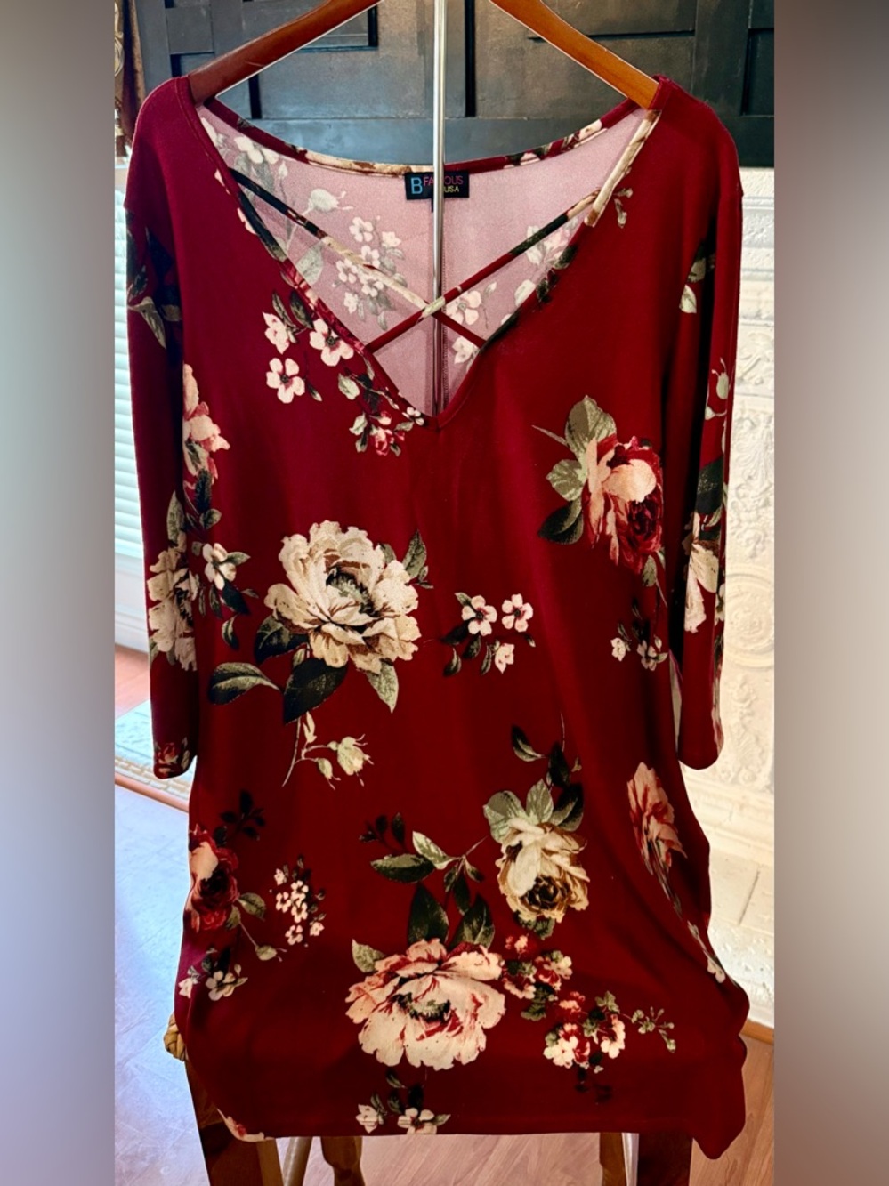Pre-Loved B.Fabulous Floral V-Neck Crisscross Top - Burgundy